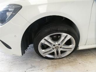 Mercedes Cla-klasse 200 D picture 4