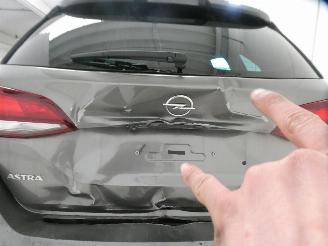 Opel Astra TOURER picture 6