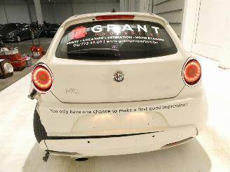 Alfa Romeo MiTo 1.4 DISTINCTIVE picture 10