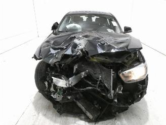 BMW 1-serie 1.5D picture 2