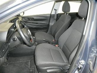 Hyundai I-20  picture 15