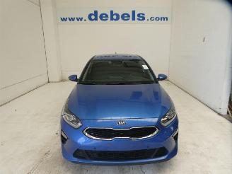 Damaged car Kia Cee d /PRO 2021/8