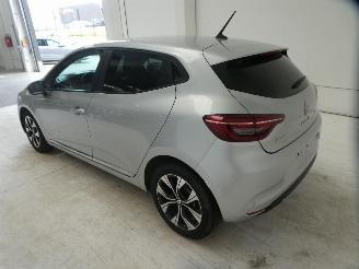 Renault Clio  picture 7