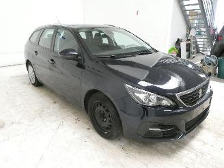 Peugeot 308 II SW STYLE picture 7