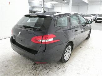 Peugeot 308 II SW STYLE picture 13