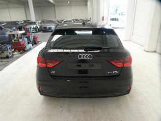 Audi A1 ADVANCED picture 6