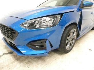 Ford Focus ST-LINE picture 4