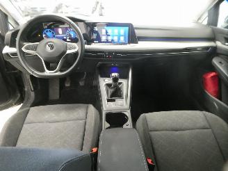 Volkswagen Golf 2.0D VARIANT LIFE picture 19