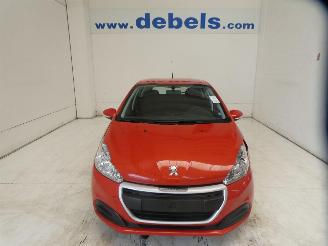 damaged passenger cars Peugeot 208 LIKE 2018/9