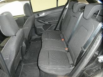 Ford Focus TITANIUM X picture 25