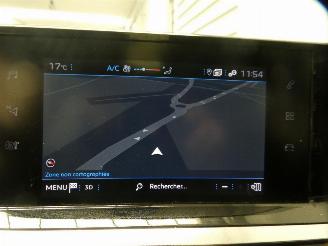 Peugeot 208 II STYLE picture 14