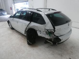 Skoda Octavia AMBITION picture 4