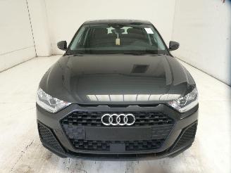 Audi A1  picture 2