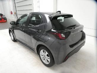 Mazda 2 HYBRID picture 4