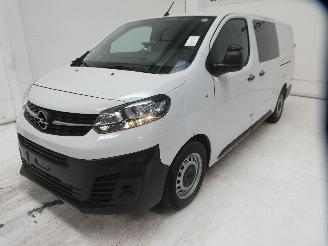 Opel Vivaro 1.5 TURBO picture 3