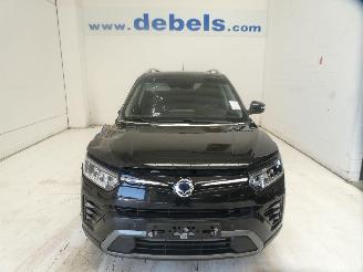 Vaurioauto  passenger cars Ssang yong XLV PREMIUM 2023/6