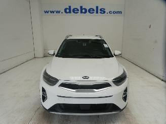 Vaurioauto  passenger cars Kia Stonic  2022/6