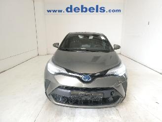 Damaged car Toyota C-HR  2022/7