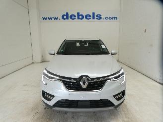 Vaurioauto  passenger cars Renault Arkana TECHNO 2023/10