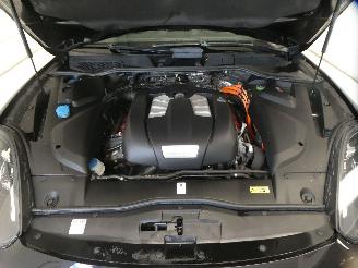 Porsche Cayenne E-HYBRID picture 22