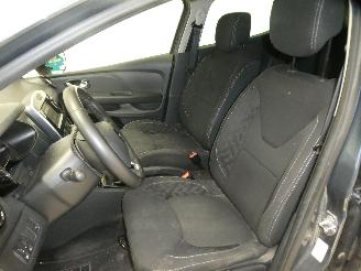 Renault Clio MOTOR   PROBLEEM picture 17