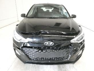 Hyundai I-20  picture 2