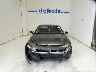 Vaurioauto  passenger cars Peugeot 308 1.2 PURETECH 2023/2