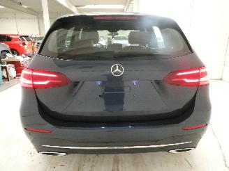 Mercedes B-klasse B 220 picture 5