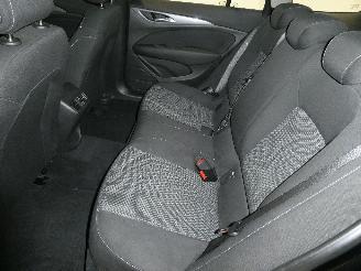 Opel Insignia 1.6D EDITION picture 25