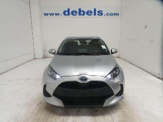 Vaurioauto  passenger cars Toyota Yaris DYNAMIC 1.5VVT - HYB 2024/5
