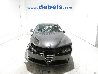Vaurioauto  passenger cars Alfa Romeo 159  2018/8