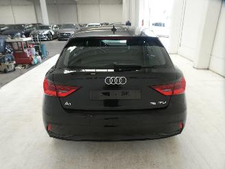 Audi A1 ADVANCED picture 5