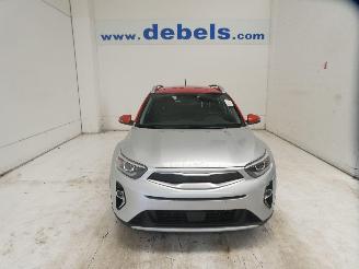 uszkodzony samochody osobowe Kia Stonic  2023/4