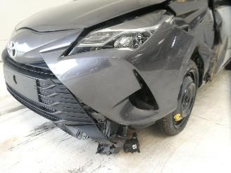 Toyota Yaris Y-OUNG picture 4