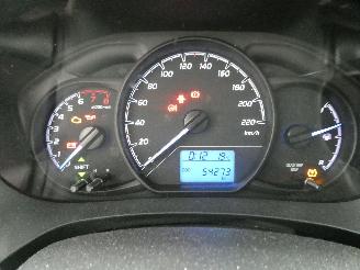 Toyota Yaris Y-OUNG picture 16