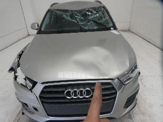 Audi Q3  picture 3