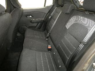 Dacia Sandero 1.0 III EXPRESSI picture 16
