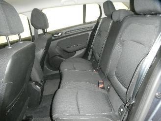 Renault Mégane IV GRANDTOUR picture 21