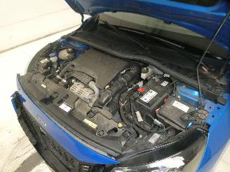 Peugeot 208  picture 25