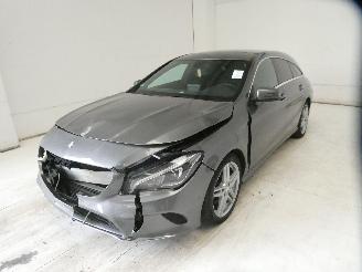 Mercedes 200-serie 200 D picture 6