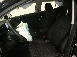 Kia Stonic 1.0 T 100 PULSE picture 21