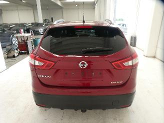 Nissan Qashqai 1.2 picture 5