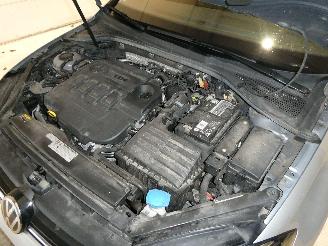 Volkswagen Golf 1.6D VARIANT COMFORT picture 25