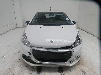 Peugeot 208 LIKE picture 2