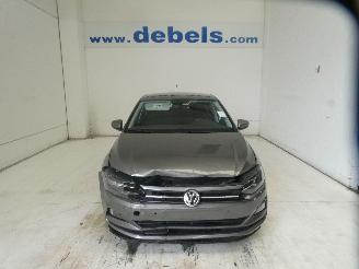 uszkodzony samochody osobowe Volkswagen Polo COMFORTLINE 2020/2