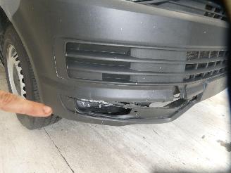 Volkswagen Transporter 2.0D picture 11