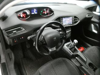 Peugeot 308 1.5D  II SW ACTIVE picture 19