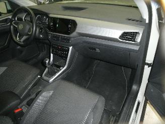 Volkswagen T-Cross ACTIVE picture 16