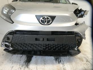 Toyota Aygo X PLAY picture 3