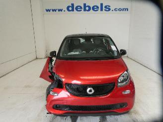 krockskadad bil auto Smart Forfour  2016/12